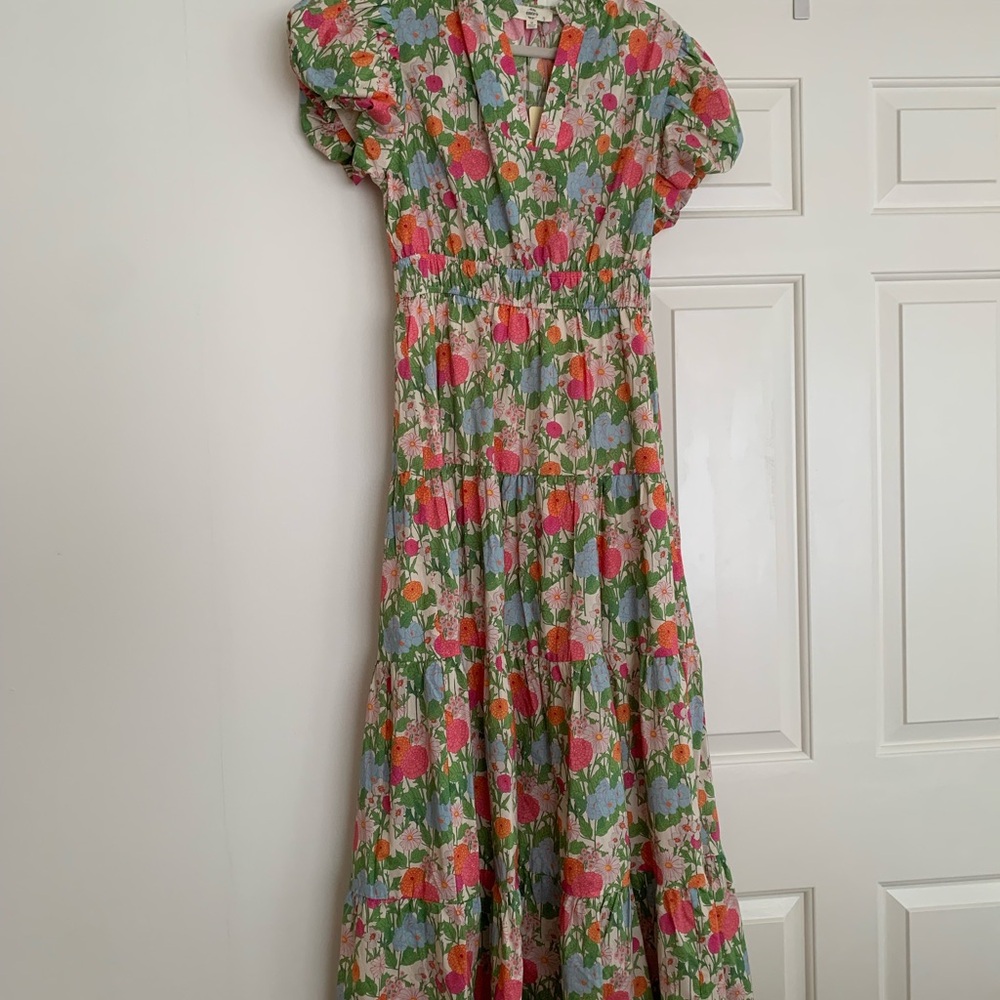 Entro Vibrant Floral Maxi Dress